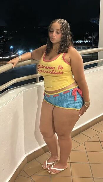 Full leaked Kellyyxoxo private onlyfans photo