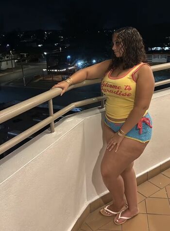 Full leaked Kellyyxoxo private onlyfans photo