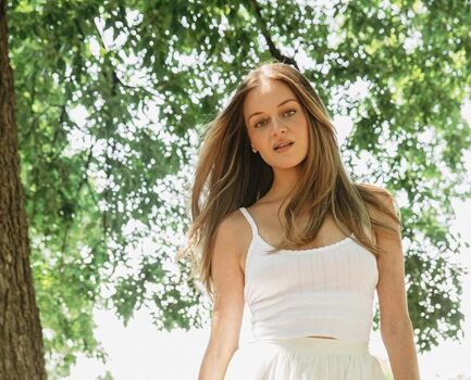 Full leaked Kelsea ballerini private onlyfans photo