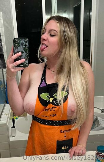 Full leaked Kelsey mae private onlyfans photo