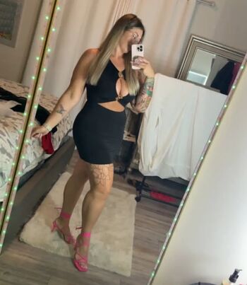 Full leaked Kelsi burke page private onlyfans photo