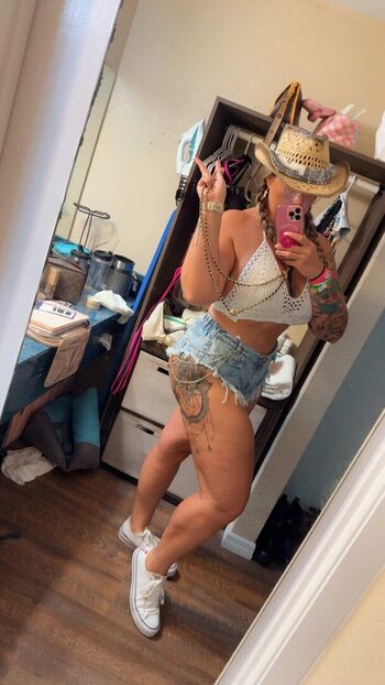 Full leaked Kelsi burke page private onlyfans photo