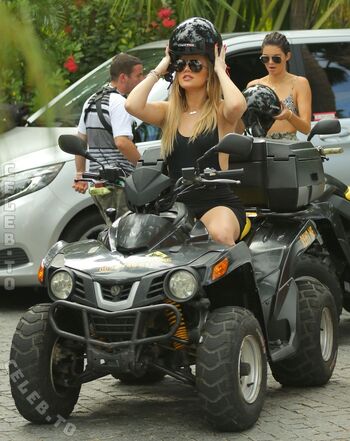 Full leaked Kendall jenner  page private onlyfans photo