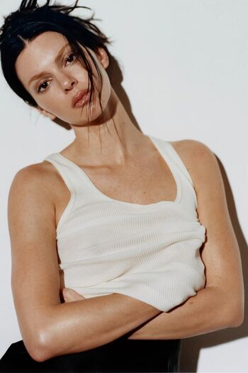 Full leaked Kendall jenner  page private onlyfans photo