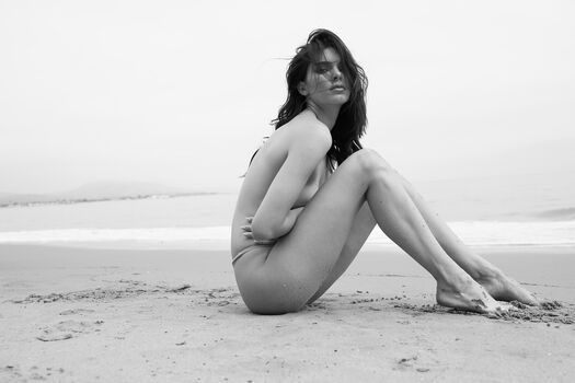 Full leaked Kendall jenner page private onlyfans photo