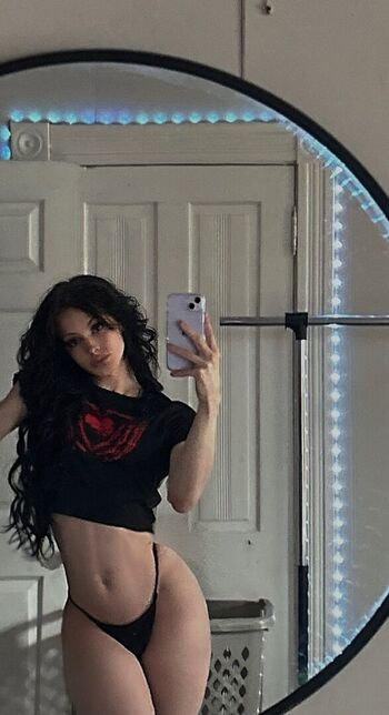 Full leaked Kendalluvxx private onlyfans photo