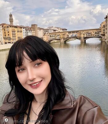 Full leaked Kenizinea page private onlyfans photo