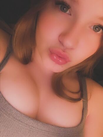 Full leaked Kenleigh private onlyfans photo