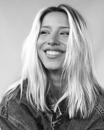 Full leaked Kenzi hope private onlyfans photo