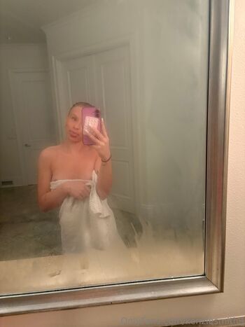 Full leaked Kenziesmithh private onlyfans photo