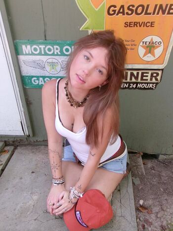Full leaked Kenzys private onlyfans photo