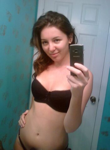 Full leaked Kerry b page private onlyfans photo