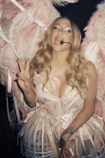 Full leaked Kesha page private onlyfans photo