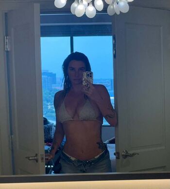 Full leaked Kesha  page private onlyfans photo