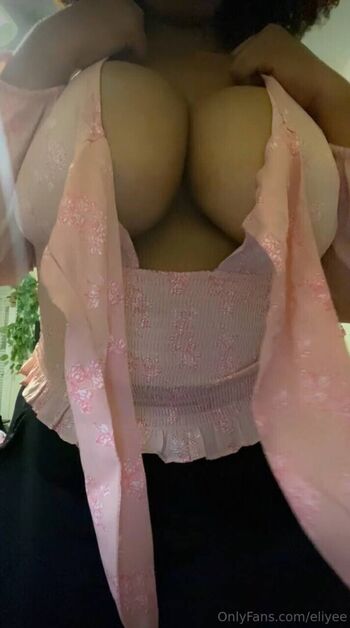 Full leaked Keyiwot private onlyfans photo