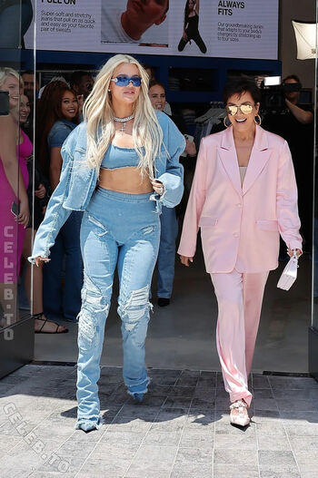 Full leaked Khloe kardashian private onlyfans photo