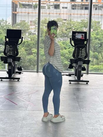 Full leaked Khoai lan private onlyfans photo