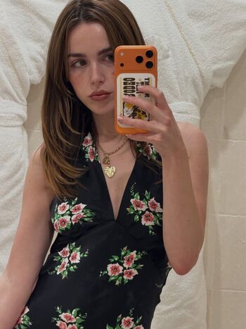 Full leaked Kiernan shipka  page private onlyfans photo
