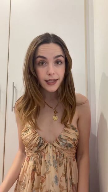 Full leaked Kiernan shipka private onlyfans photo