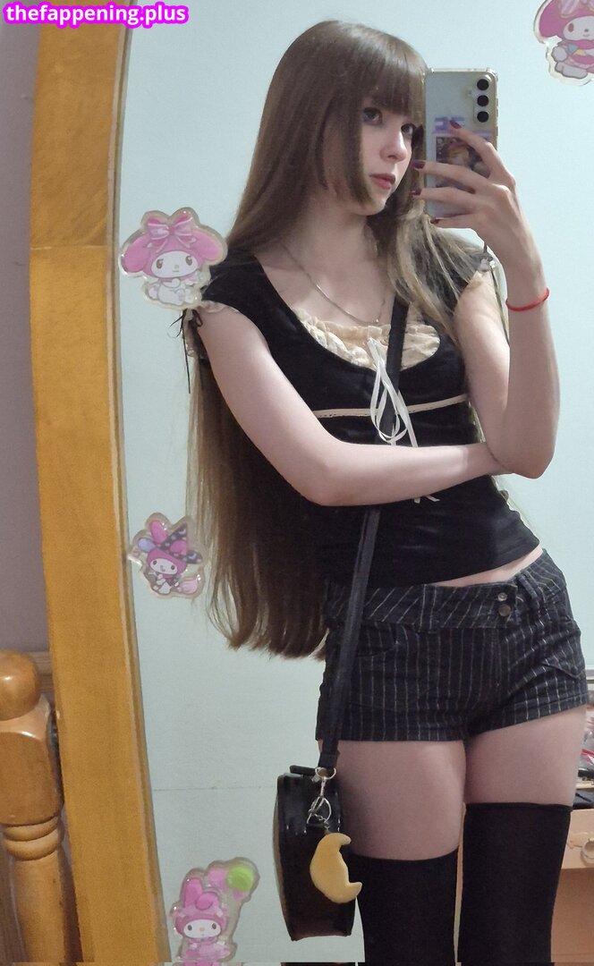 Kiki Glitter Cosplay