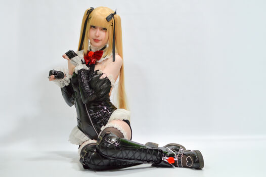 Kiki Glitter Cosplay