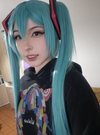 Full leaked Kiki glitter cosplay private onlyfans photo