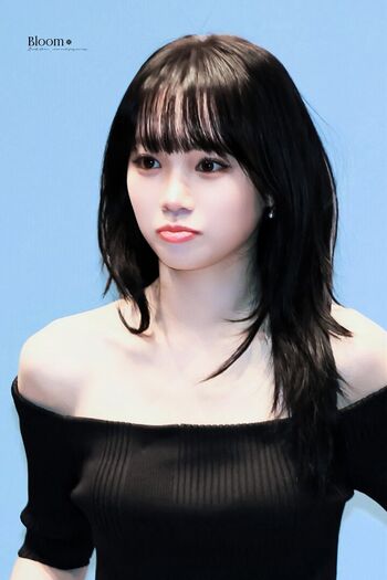 Kim Chaewon