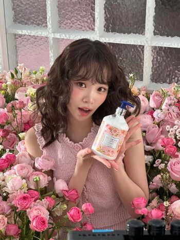 Full leaked Kim chaewon  page private onlyfans photo