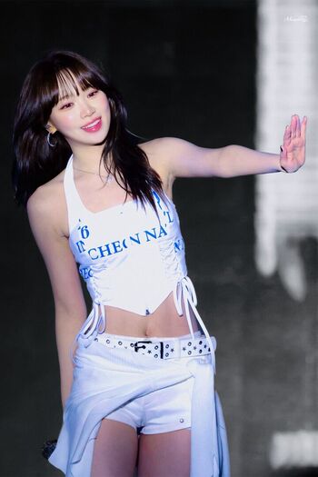 Full leaked Kim chaewon private onlyfans photo