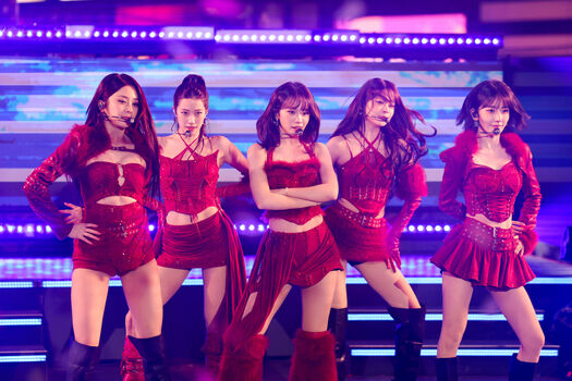 Kim Chaewon 김채원 [Le Sserafim]