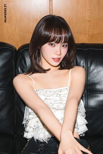 Kim Chaewon 김채원 [Le Sserafim]