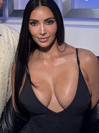Full leaked Kim kardashian  page private onlyfans photo