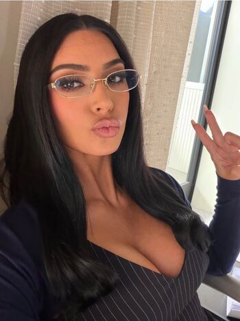 Full leaked Kim kardashian  page private onlyfans photo