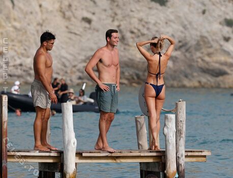 Full leaked Kimberley garner page private onlyfans photo