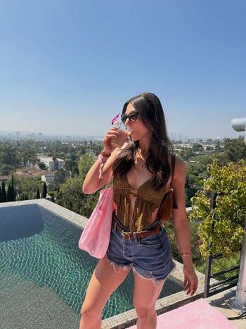 Full leaked Kira kosarin page private onlyfans photo