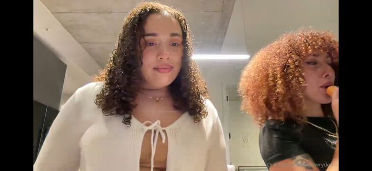 Full leaked Kira perez private onlyfans photo