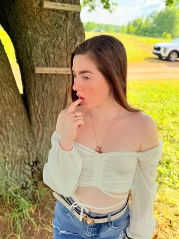 Full leaked Kiraq private onlyfans photo