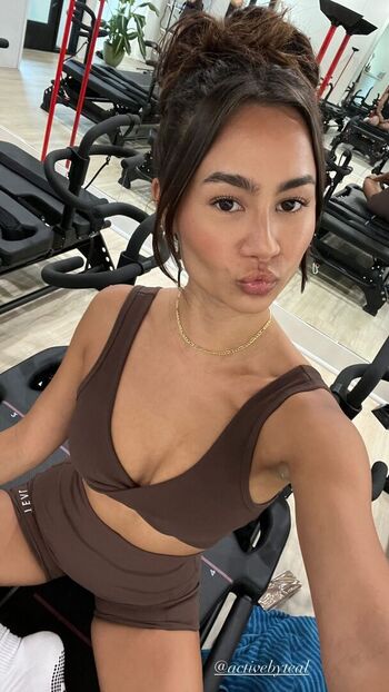 Full leaked Kirra santos private onlyfans photo