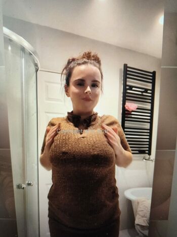 Full leaked Kirsty brittain private onlyfans photo