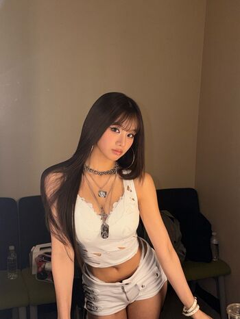 Full leaked Kisslife private onlyfans photo