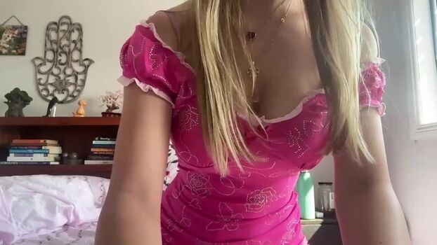 Full leaked Kittengirl private onlyfans photo