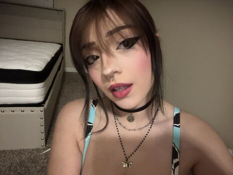 Full leaked Kittylvr private onlyfans photo