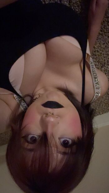 Full leaked Kittylvr private onlyfans photo