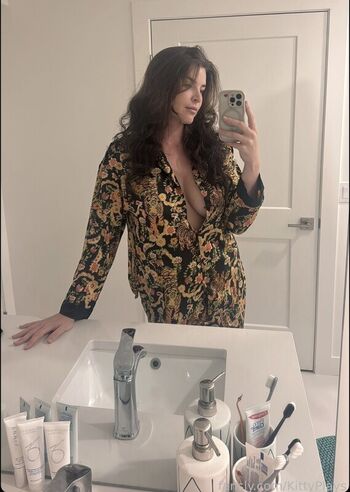 Full leaked Kittyplays private onlyfans photo