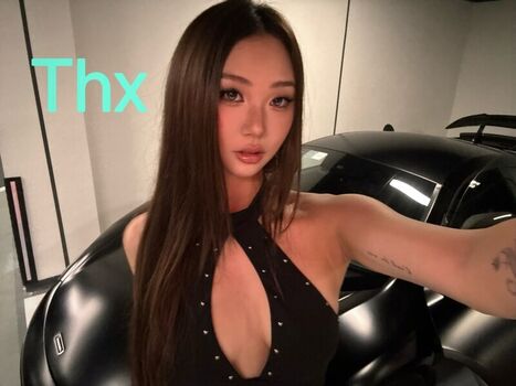Full leaked Kkarenzeng private onlyfans photo