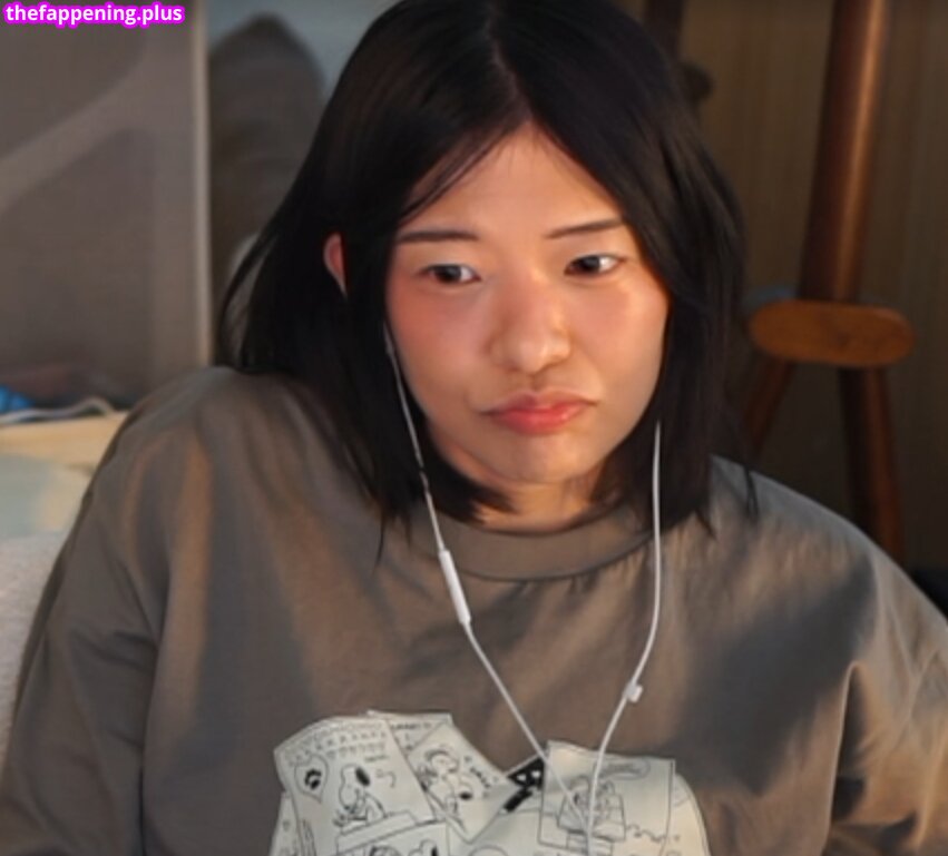 Kkatamina / Miyoung Foto OnlyFans Desnuda #338