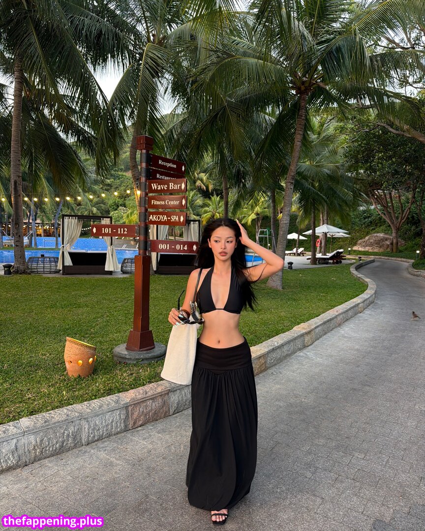 https: / kkmmmkk Fotografie OnlyFans Dezbrăcată #4