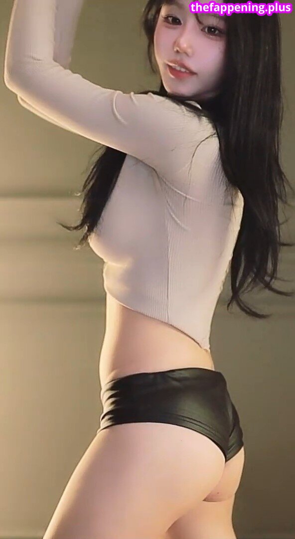 kkok7816 / kook1916 / midi Naken OnlyFans Foto #83