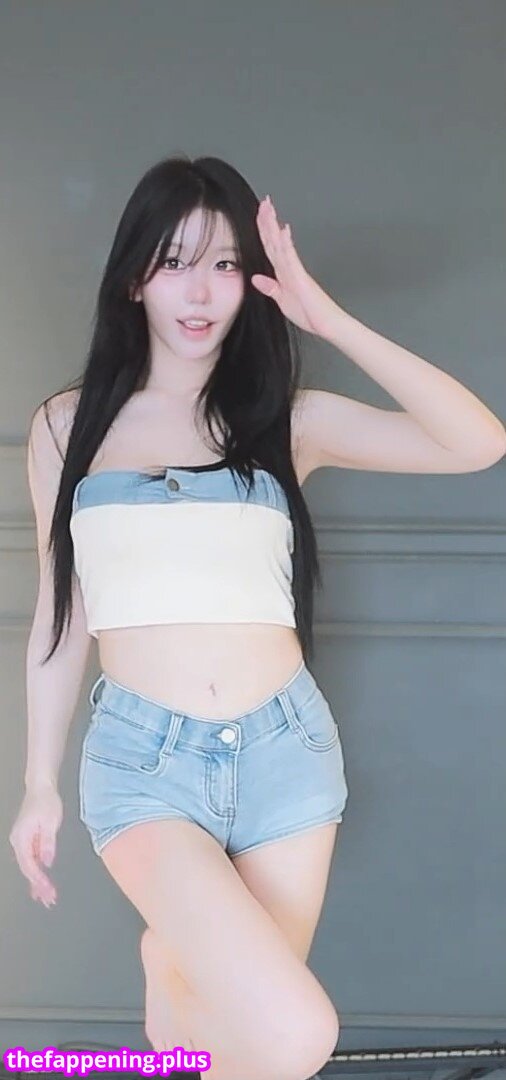 kkok7816 / kook1916 / midi Nude OnlyFans Photo #177