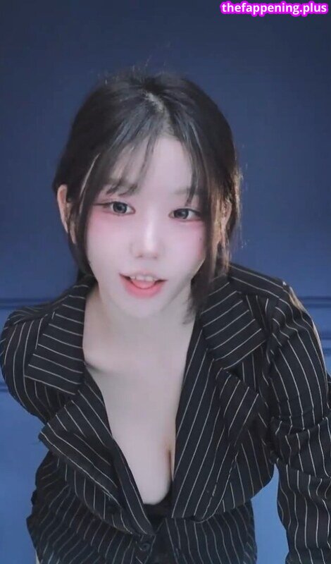 kkok7816 / kook1916 / midi Photo OnlyFans Nu #275